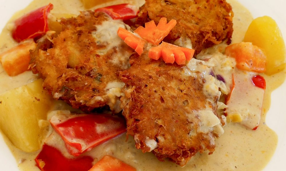 Curry with Premium Pasteurized Claw Meat patties
